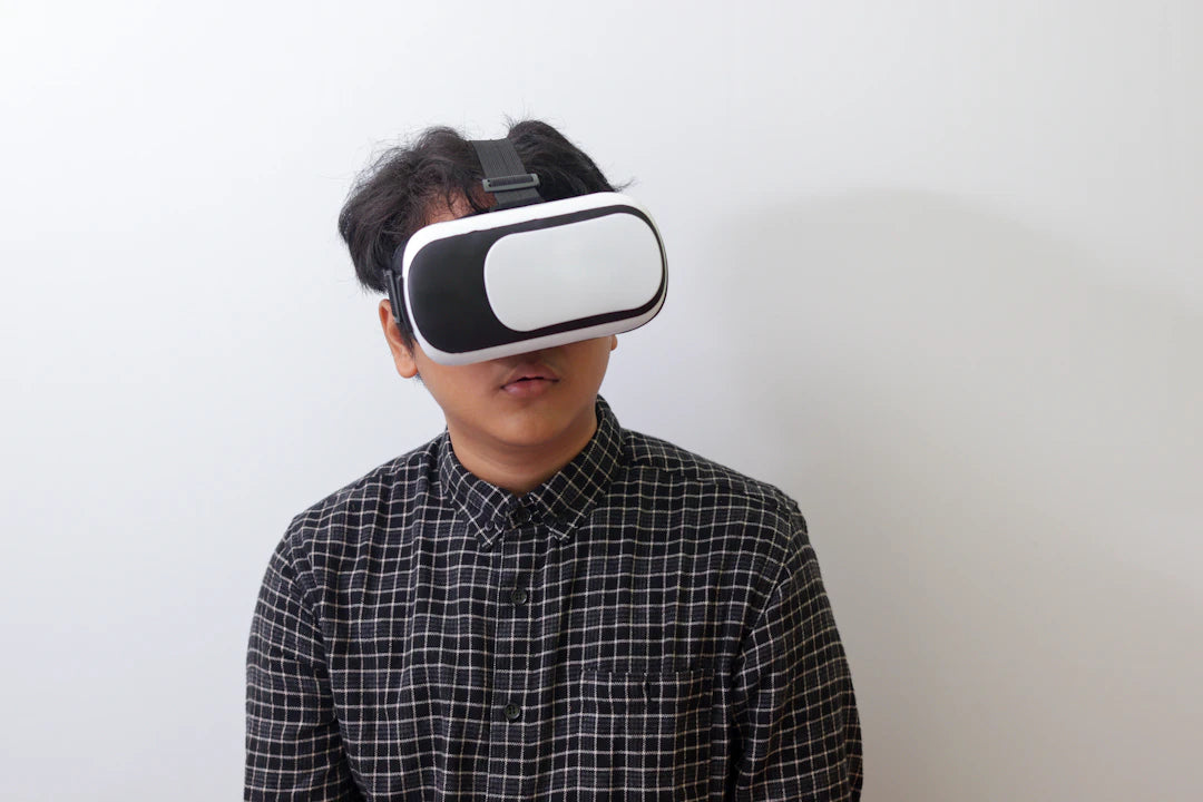 Revolutionizing Online Shopping with Augmented Reality