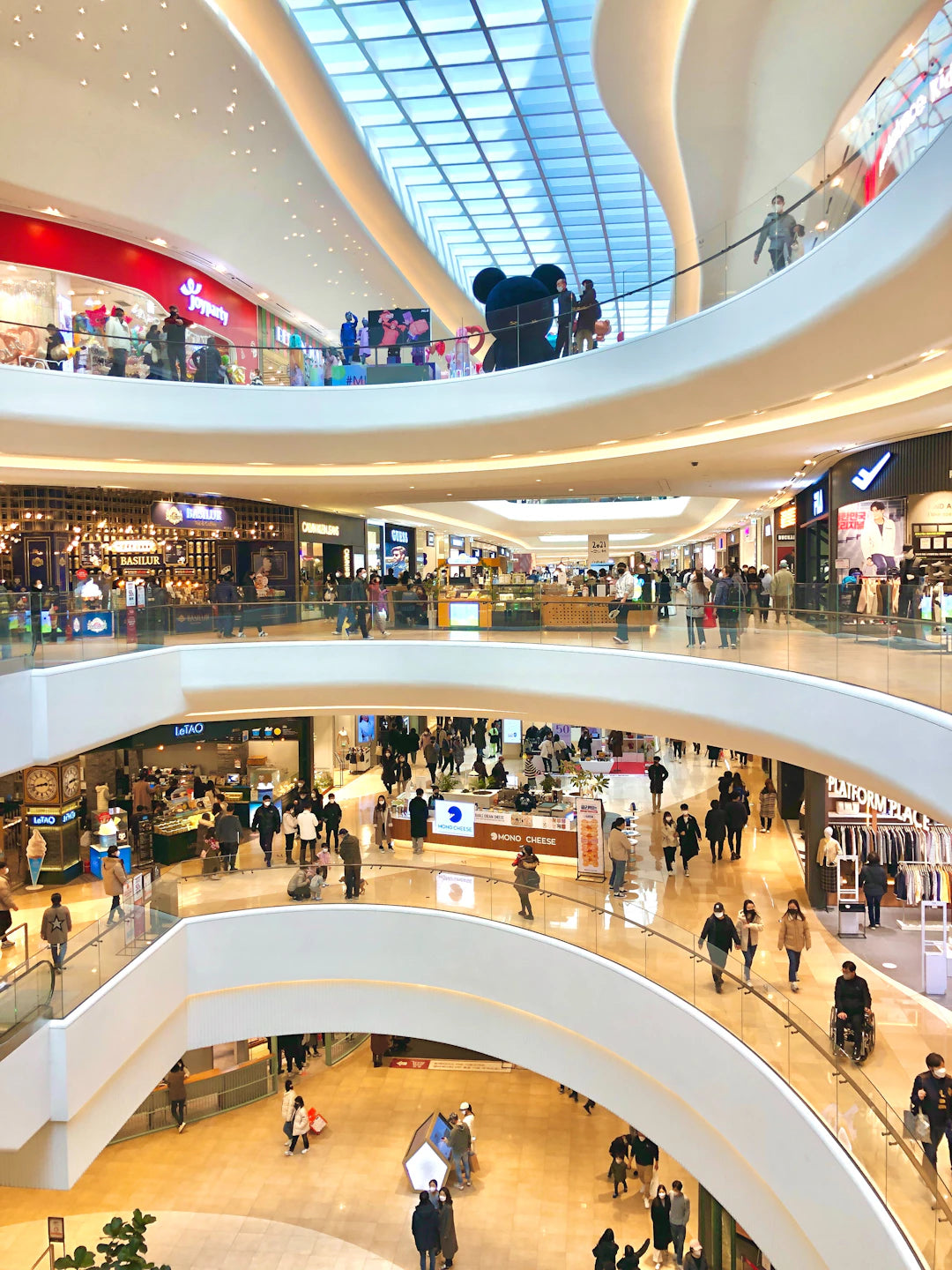 Enhancing Omnichannel Shopping Experiences for Your Store