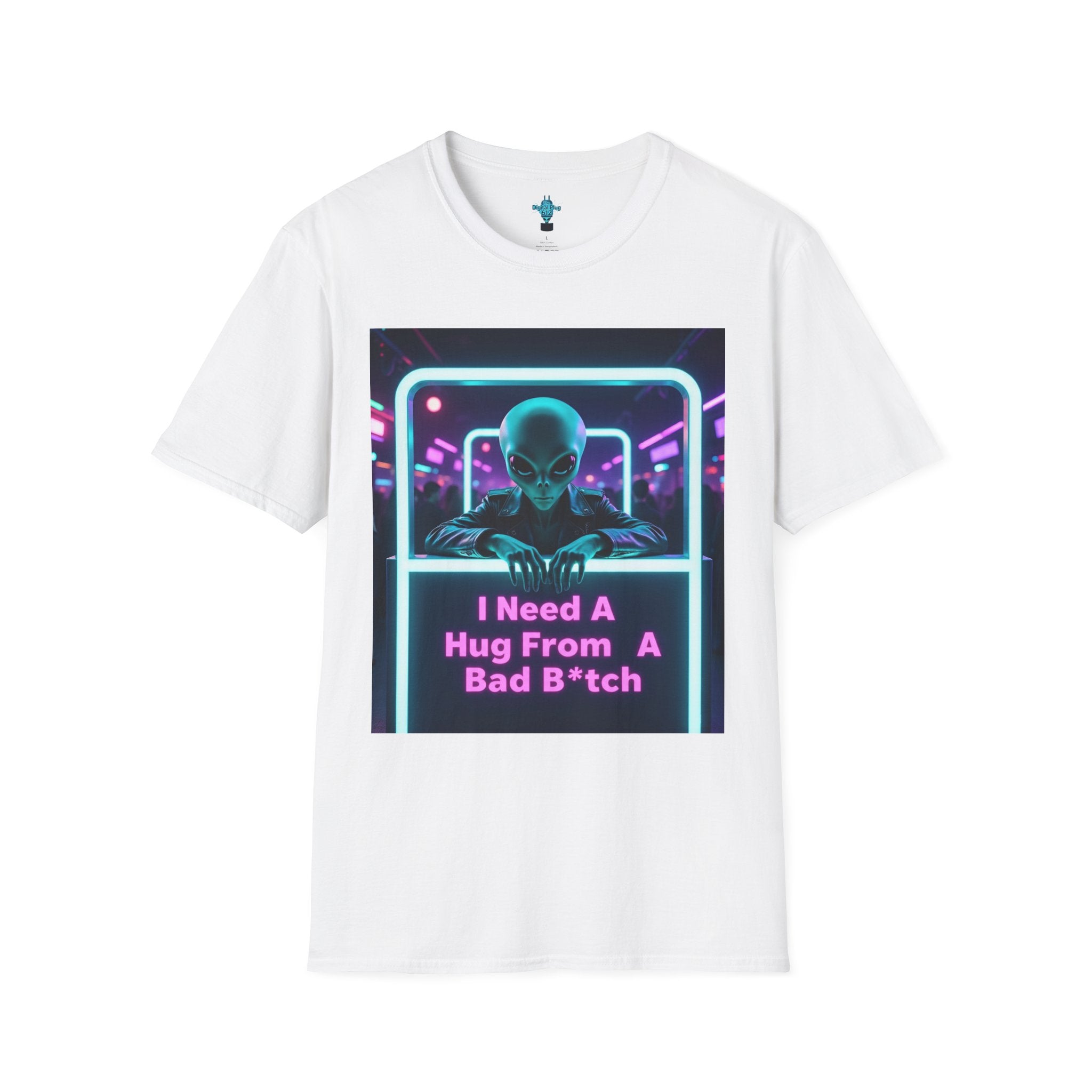VYBZ Funny Alien Graphic T-Shirt, I Need A Hug From A Bad B*tch Tee, Unisex Casual Wear, Gift for Gamers, Science Fiction Fans, Birthday