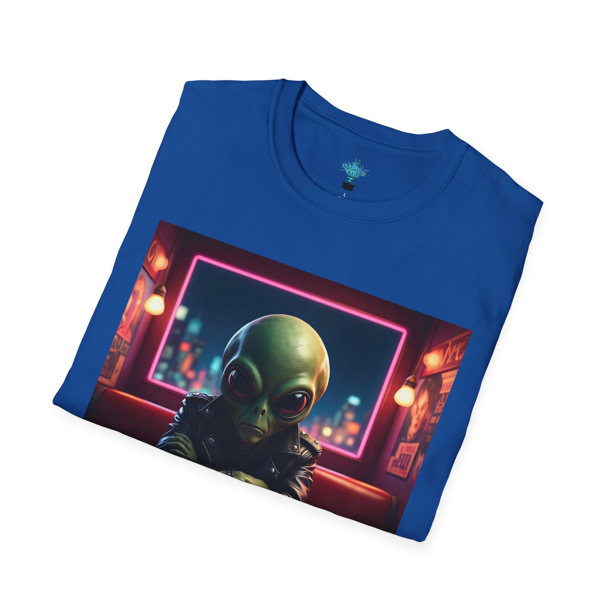 VYBZ "I Need a Hug From A Bad B*tch" T-Shirt, Funny Tee for Alien Lovers, Unisex Graphic Shirt, Gift for Friends, Casual Wear, Cool Humor Wear