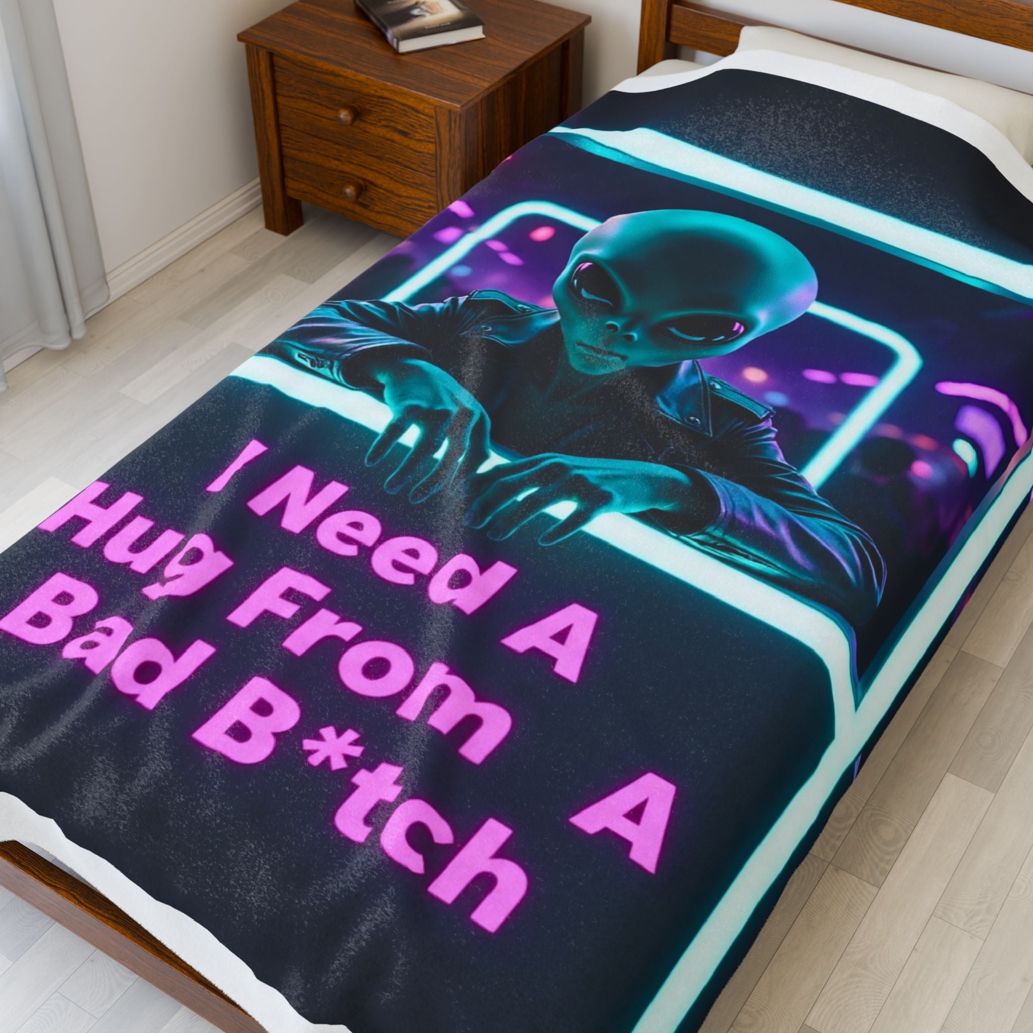 Blanket - Alien Theme Bad Bitch Velveteen Plush Blanket