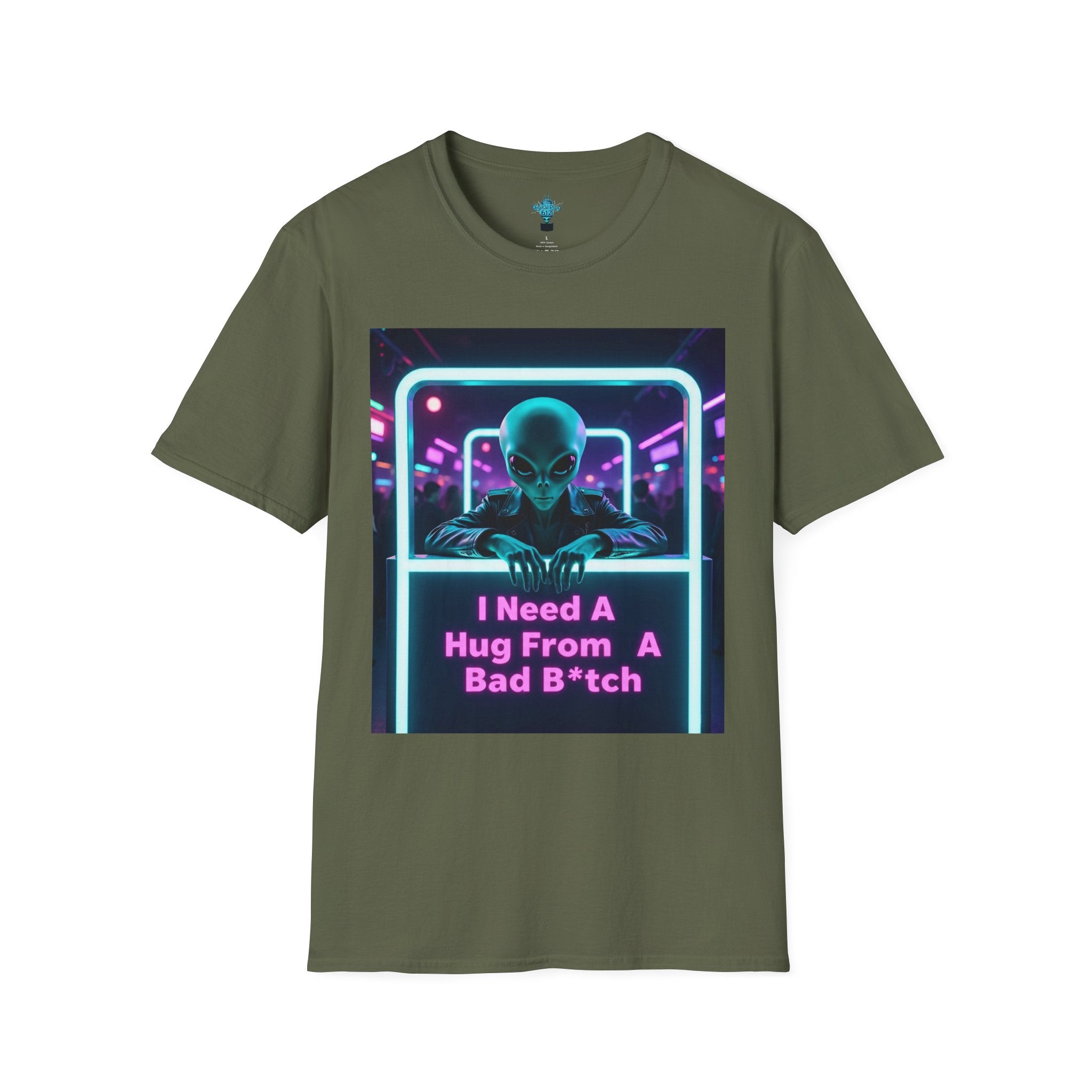 VYBZ Funny Alien Graphic T-Shirt, I Need A Hug From A Bad B*tch Tee, Unisex Casual Wear, Gift for Gamers, Science Fiction Fans, Birthday