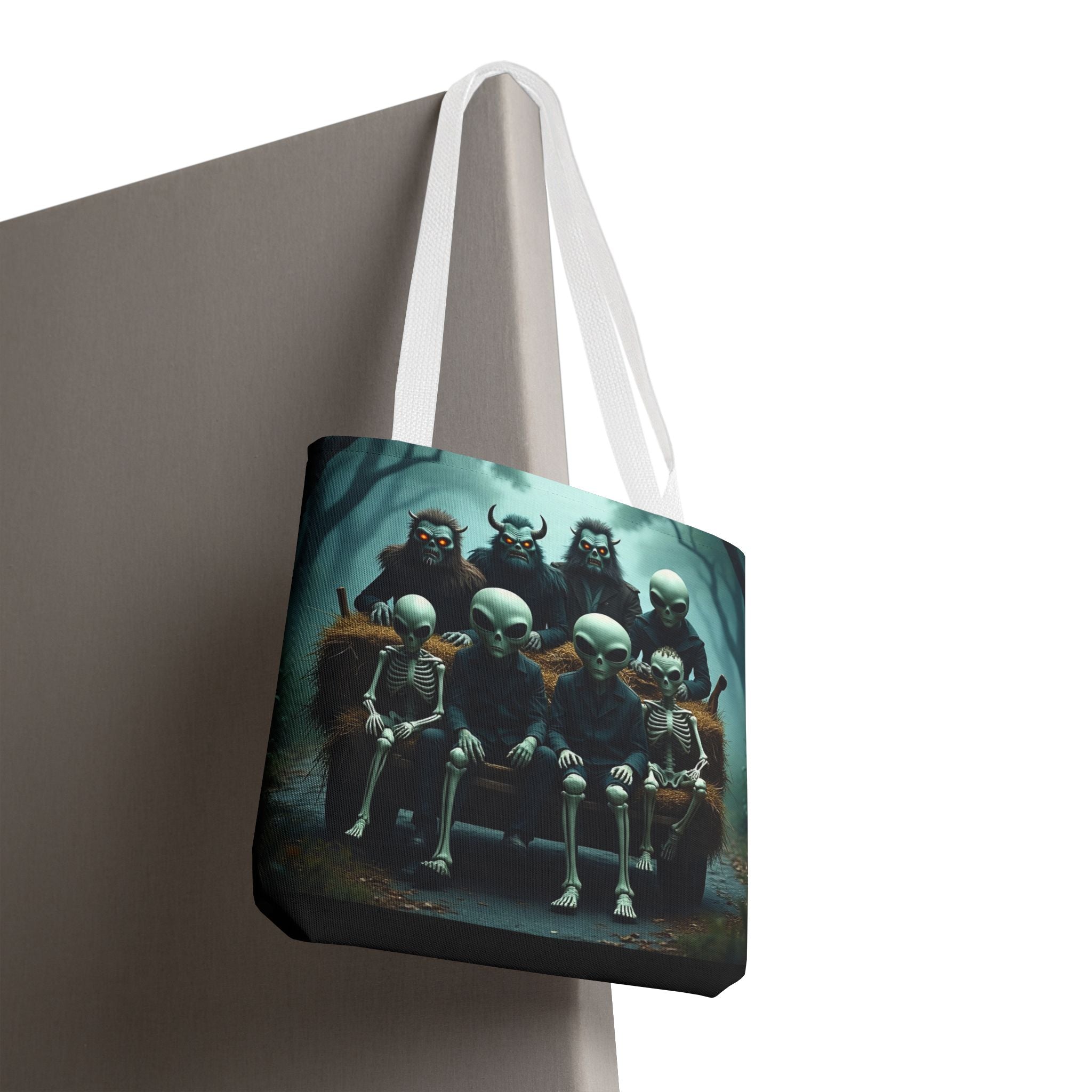 VYBZ Alien Tote Bag - Halloween Trick or Treating Spacious Design