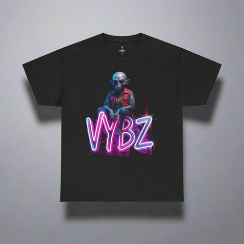 VYBZ Alien Graphic Tee | Unisex Heavy Cotton T-Shirt | Cool Streetwear | Fun Gift for Gamers & Sci-Fi Fans | Casual Everyday Wear