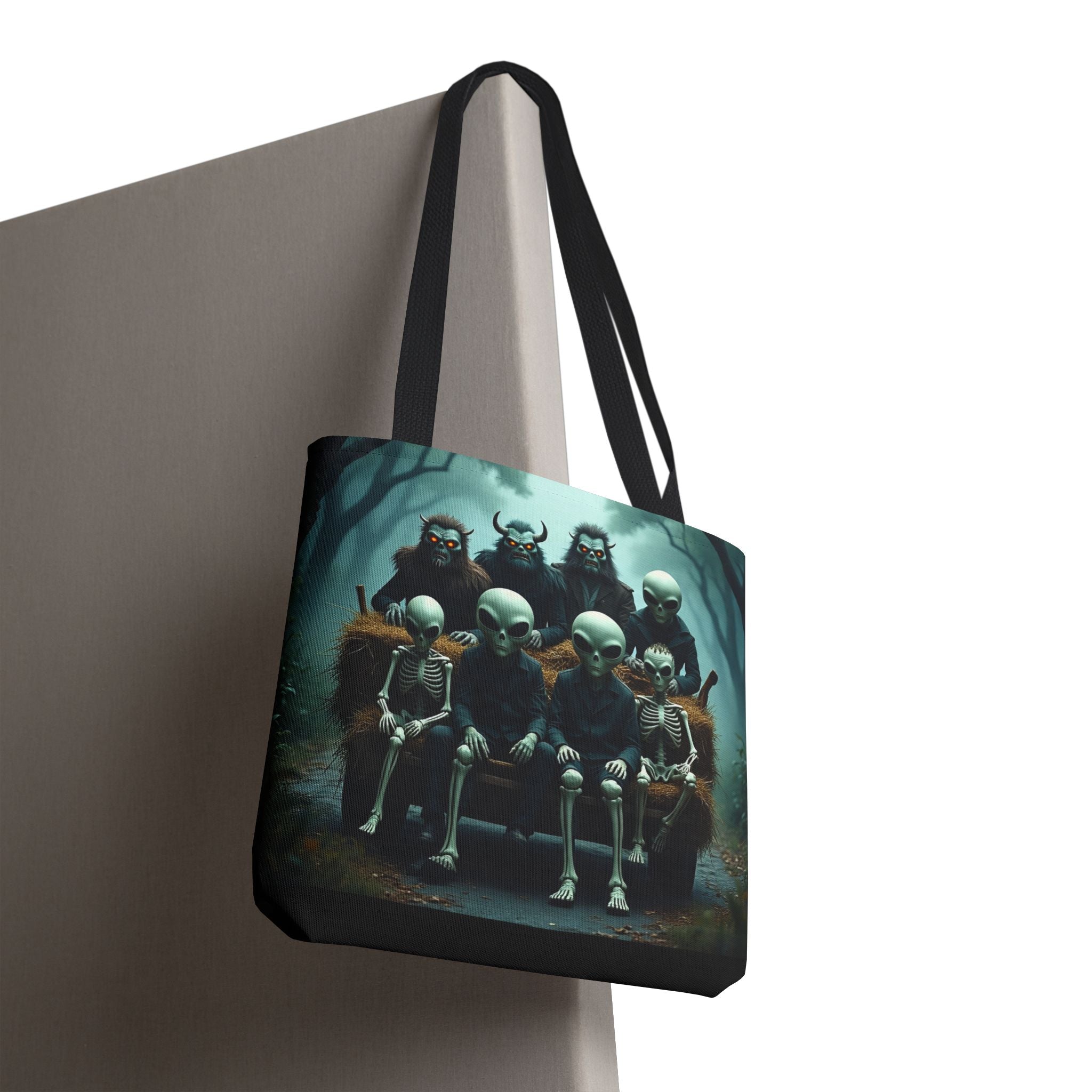 VYBZ Alien Tote Bag - Halloween Trick or Treating Spacious Design