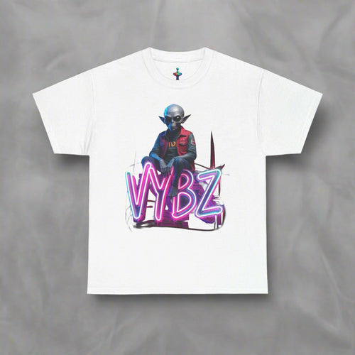 VYBZ Alien Graphic Tee | Unisex Heavy Cotton T-Shirt | Cool Streetwear | Fun Gift for Gamers & Sci-Fi Fans | Casual Everyday Wear