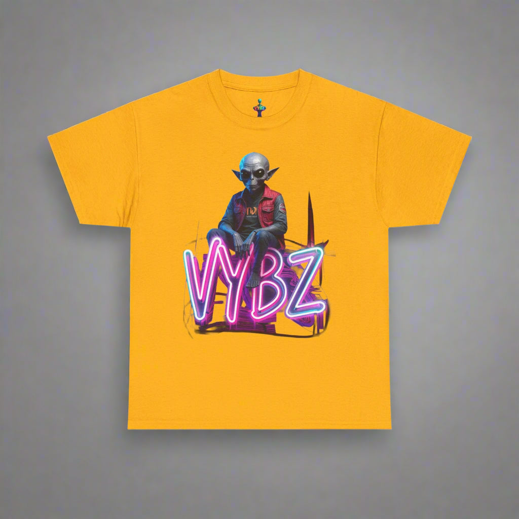 VYBZ Alien Graphic Tee | Unisex Heavy Cotton T-Shirt | Cool Streetwear | Fun Gift for Gamers & Sci-Fi Fans | Casual Everyday Wear