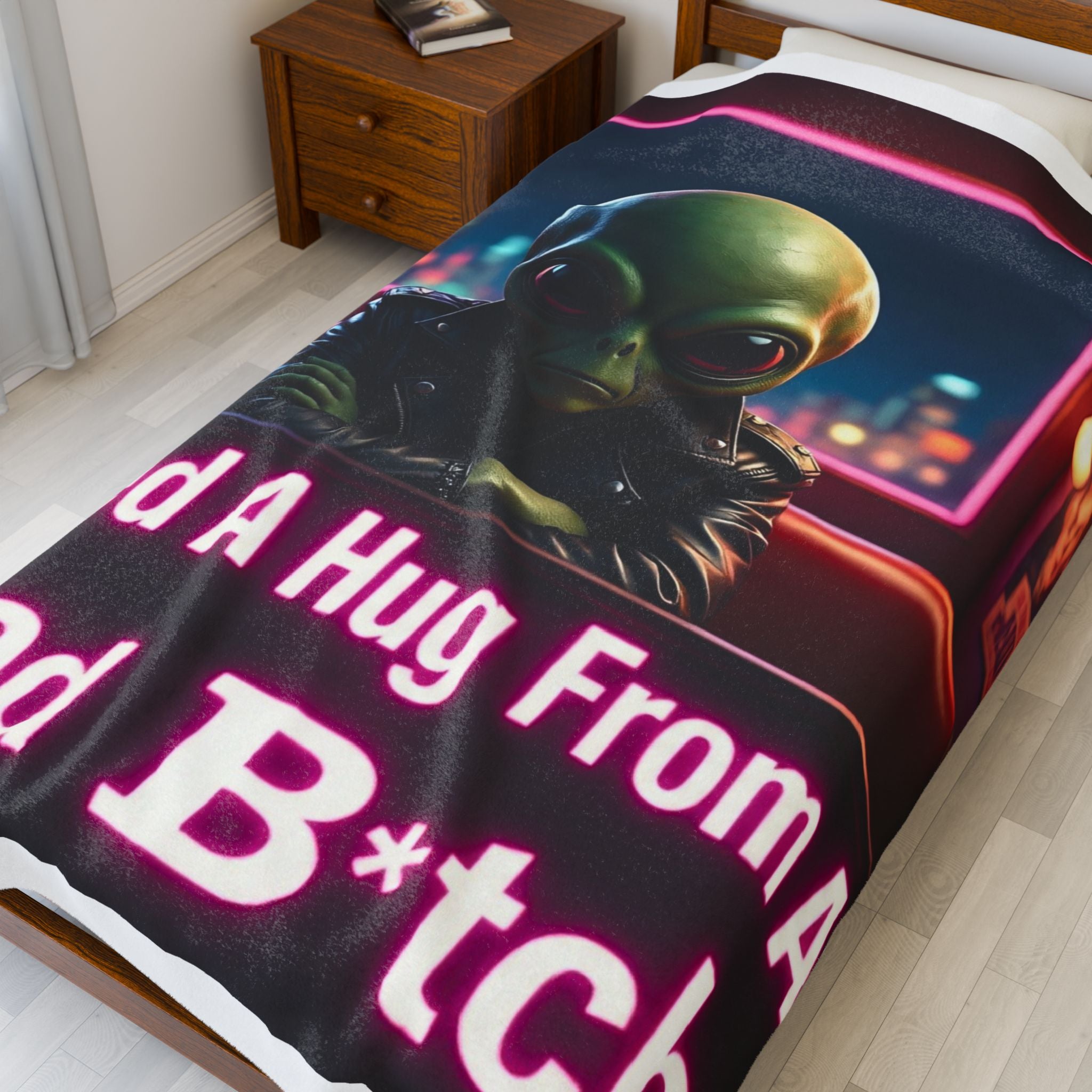 Alien-Themed Velveteen Plush Blanket, Cozy Home Decor, Gift for Gamers, Unique Alien Decor, Cozy Throw for Space Lovers