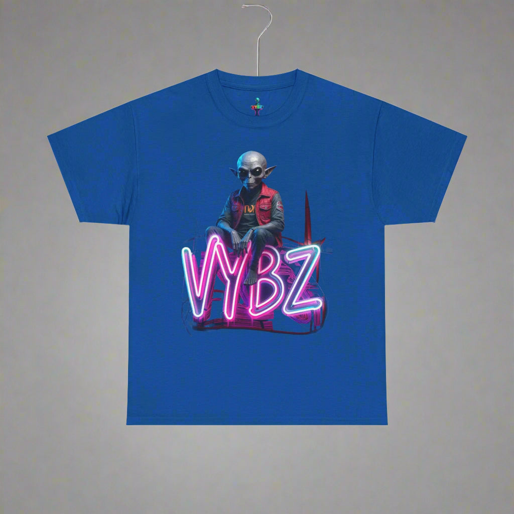 VYBZ Alien Graphic Tee | Unisex Heavy Cotton T-Shirt | Cool Streetwear | Fun Gift for Gamers & Sci-Fi Fans | Casual Everyday Wear