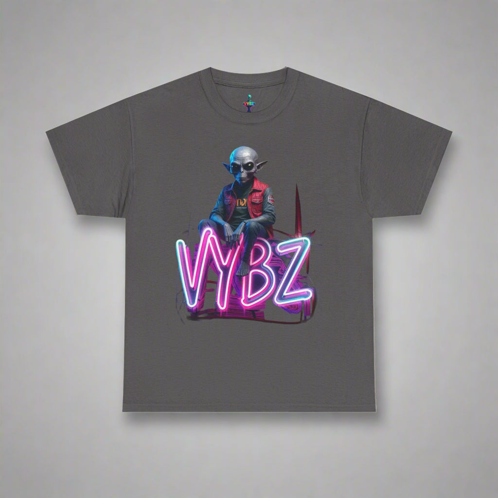 VYBZ Alien Graphic Tee | Unisex Heavy Cotton T-Shirt | Cool Streetwear | Fun Gift for Gamers & Sci-Fi Fans | Casual Everyday Wear