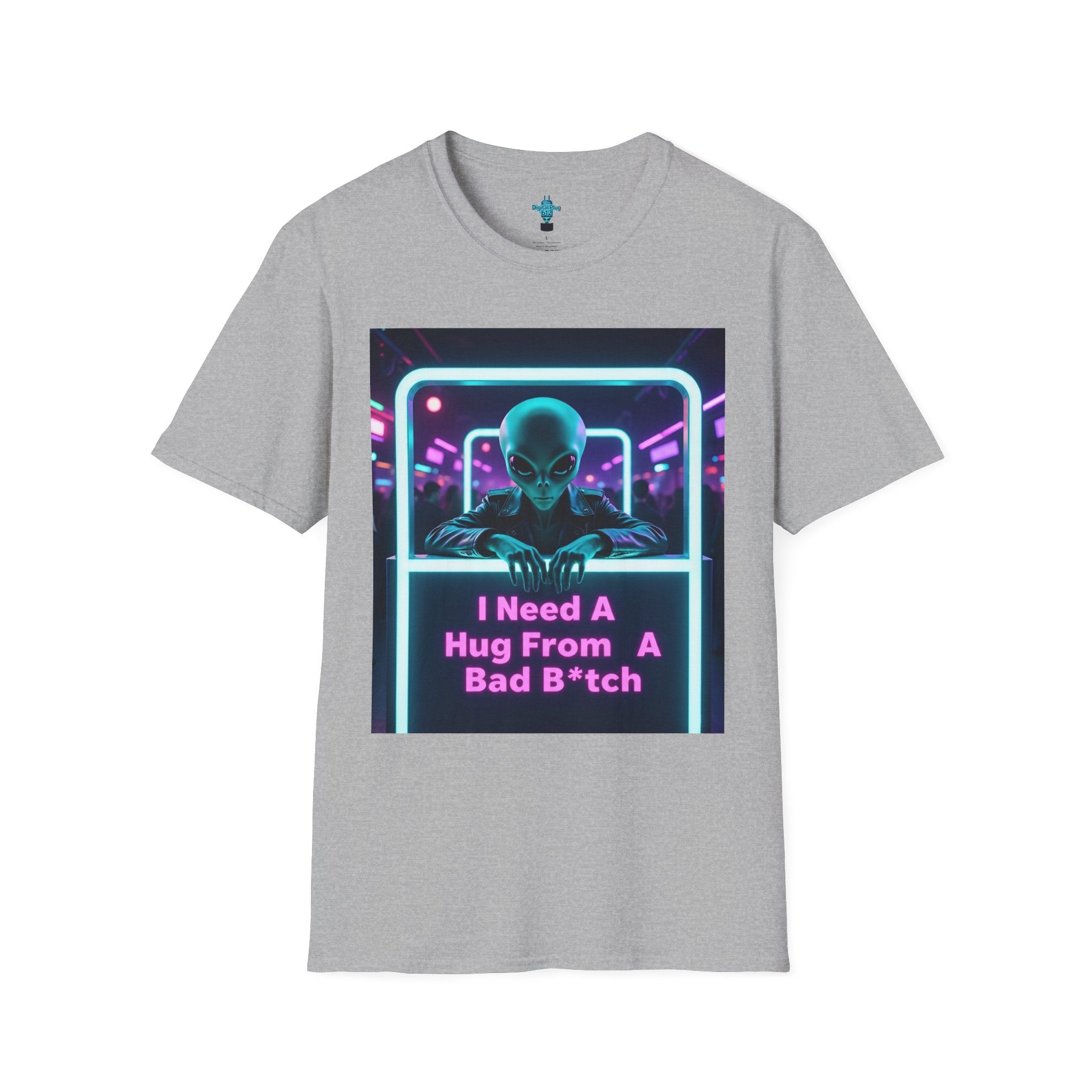 VYBZ Funny Alien Graphic T-Shirt, I Need A Hug From A Bad B*tch Tee, Unisex Casual Wear, Gift for Gamers, Science Fiction Fans, Birthday