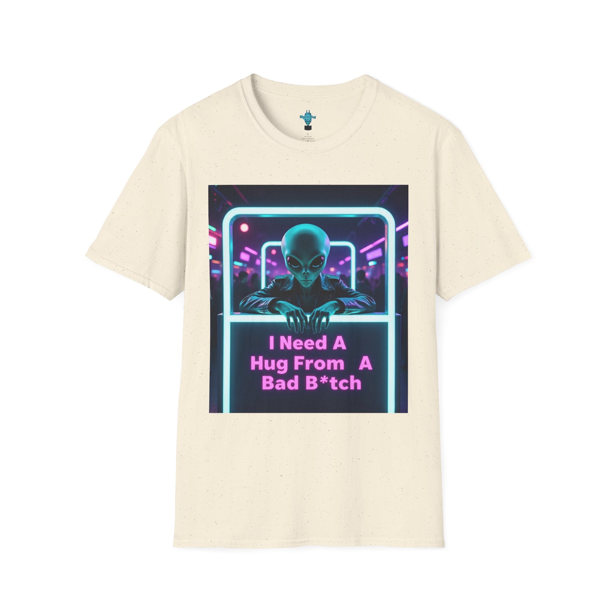 VYBZ Funny Alien Graphic T-Shirt, I Need A Hug From A Bad B*tch Tee, Unisex Casual Wear, Gift for Gamers, Science Fiction Fans, Birthday