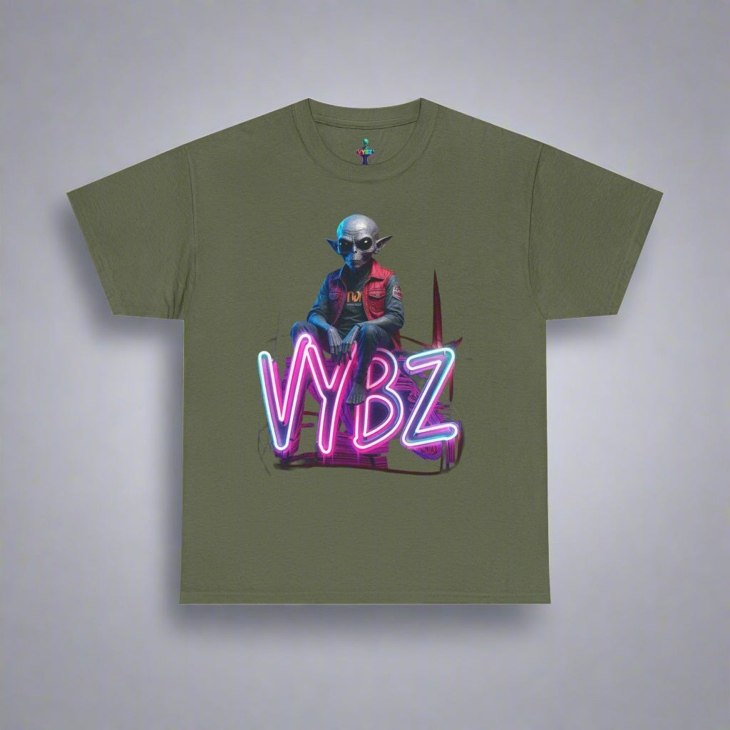 VYBZ Alien Graphic Tee | Unisex Heavy Cotton T-Shirt | Cool Streetwear | Fun Gift for Gamers & Sci-Fi Fans | Casual Everyday Wear