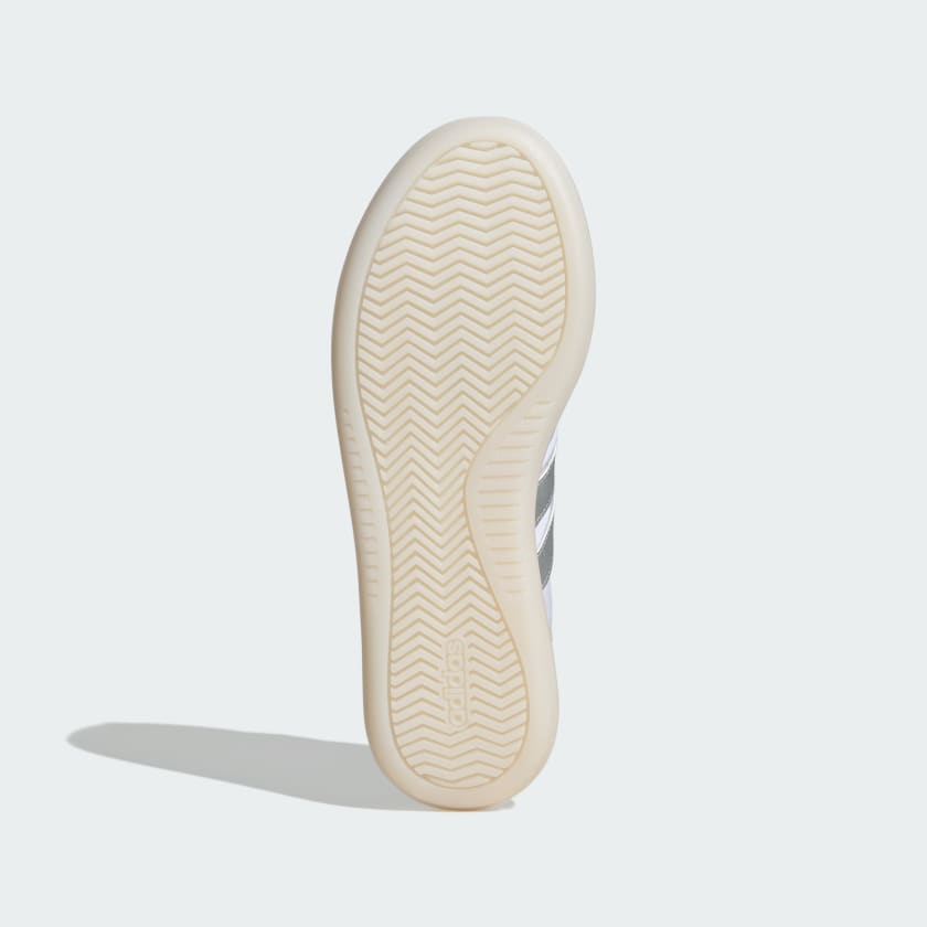 adidas women Barreda Decode Shoes