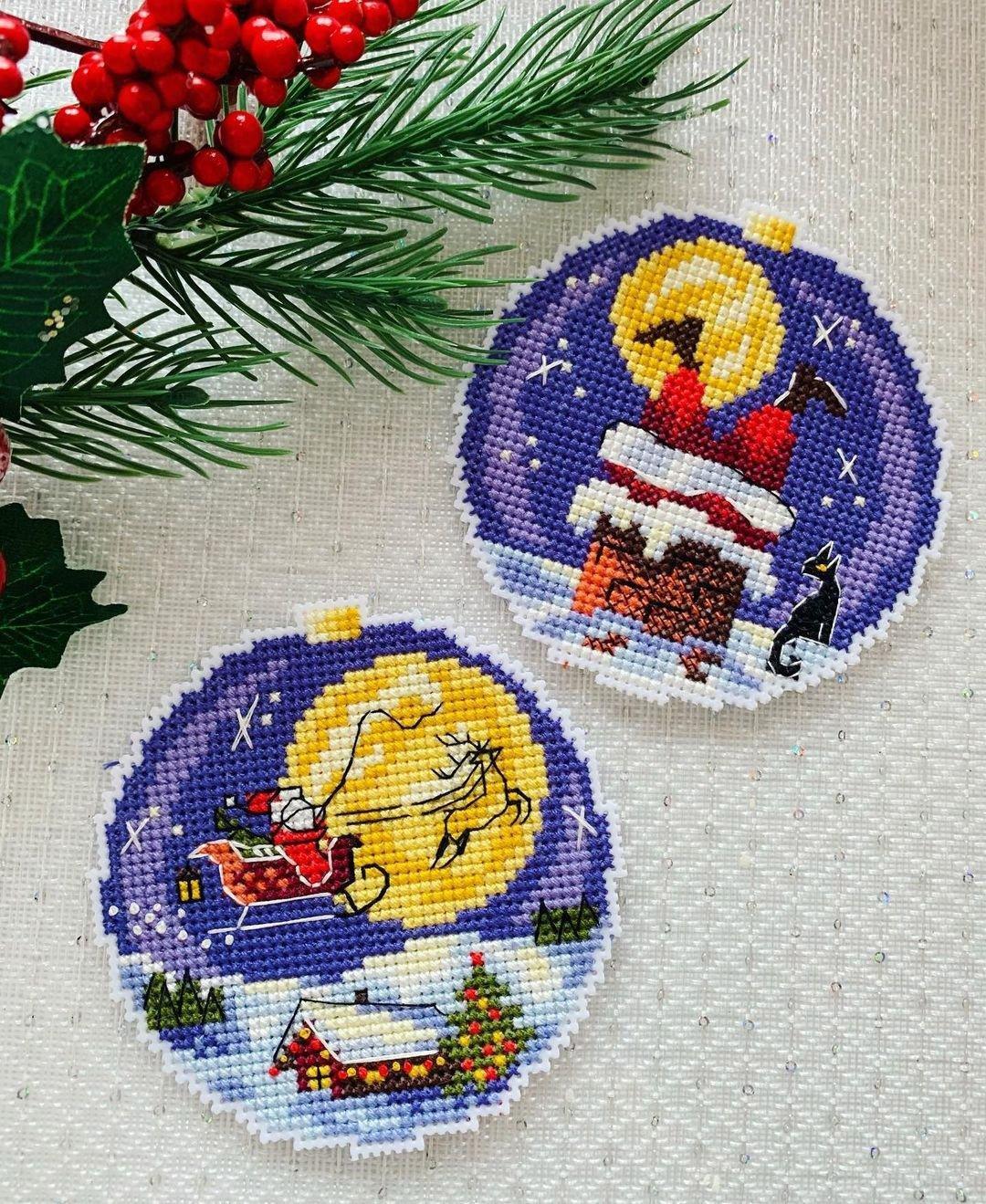 Santa SR-690  Plastic Canvas Counted Cross Stitch Kit-3